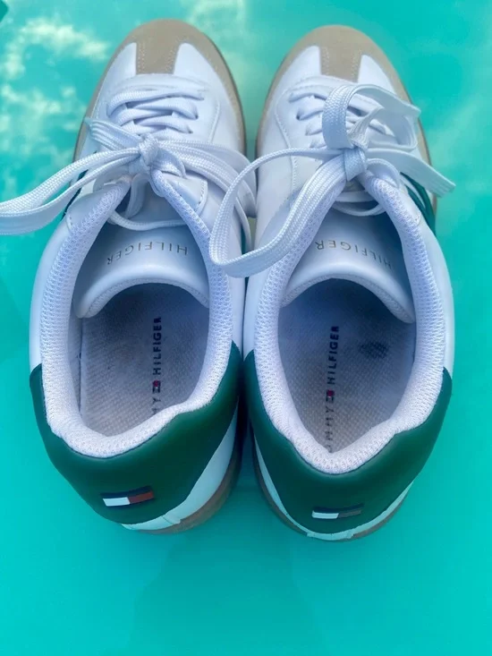 Tommy Hilfiger White Sneakers with Beige Suede & Dark Green Heel - Picture 7 of 8